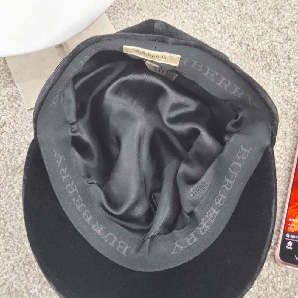 Burberry Black Velvet Newsboy Cap Medium - Picture 5 of 6